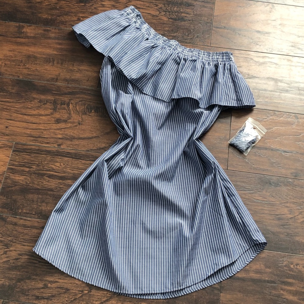 Sweet Wanderer One Shoulder Dress